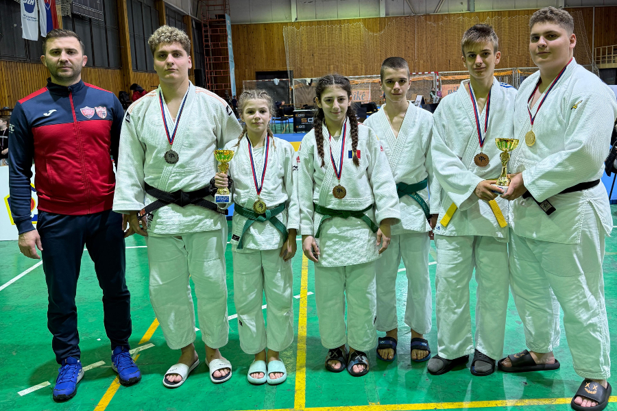 Judoka lui Halas s-au pregătit pentru campionat la un turneu internațional